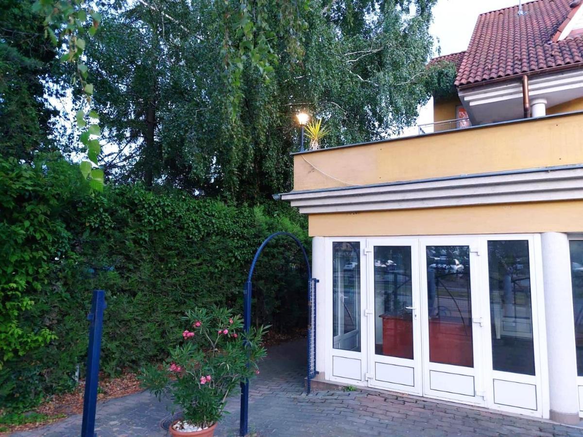 Szeplak Apartman Siófok Exterior foto